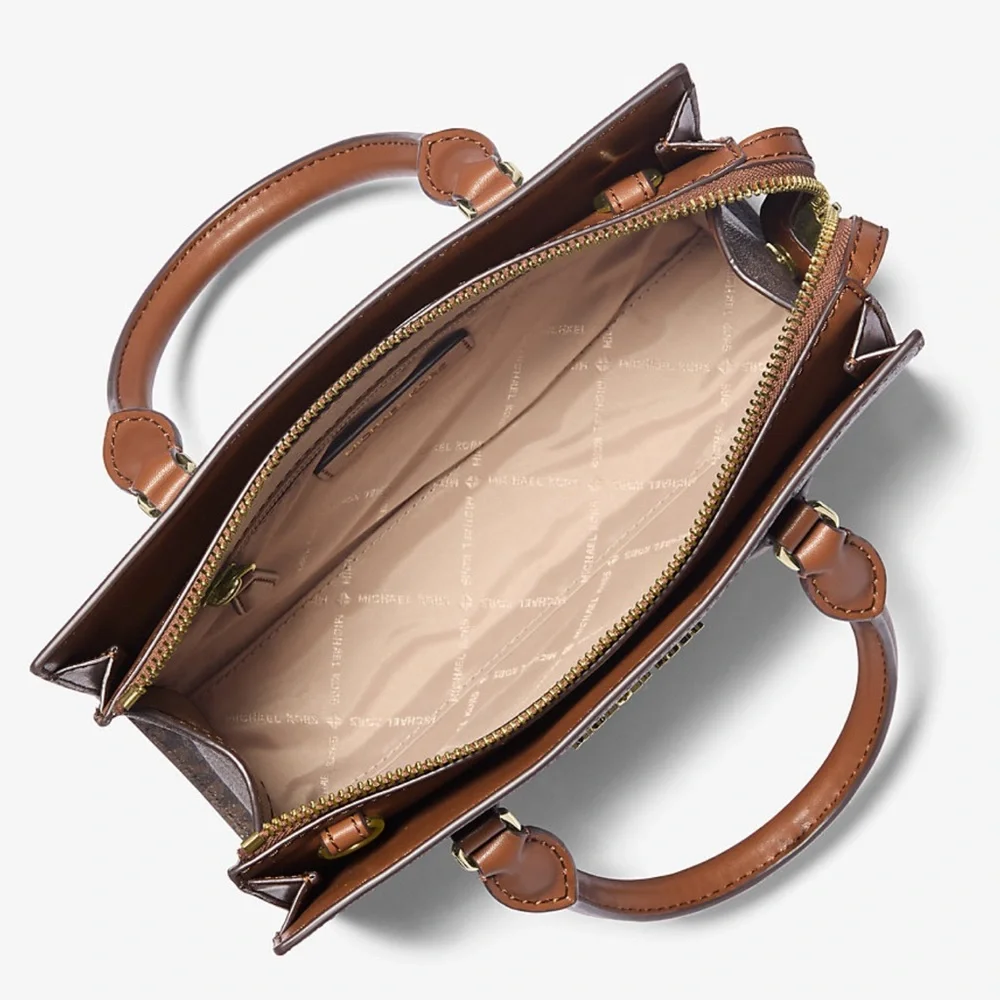 Michael Kors Small Sheila Satchel Crossbody
Bag Brown
NWT - Picture 3 of 16